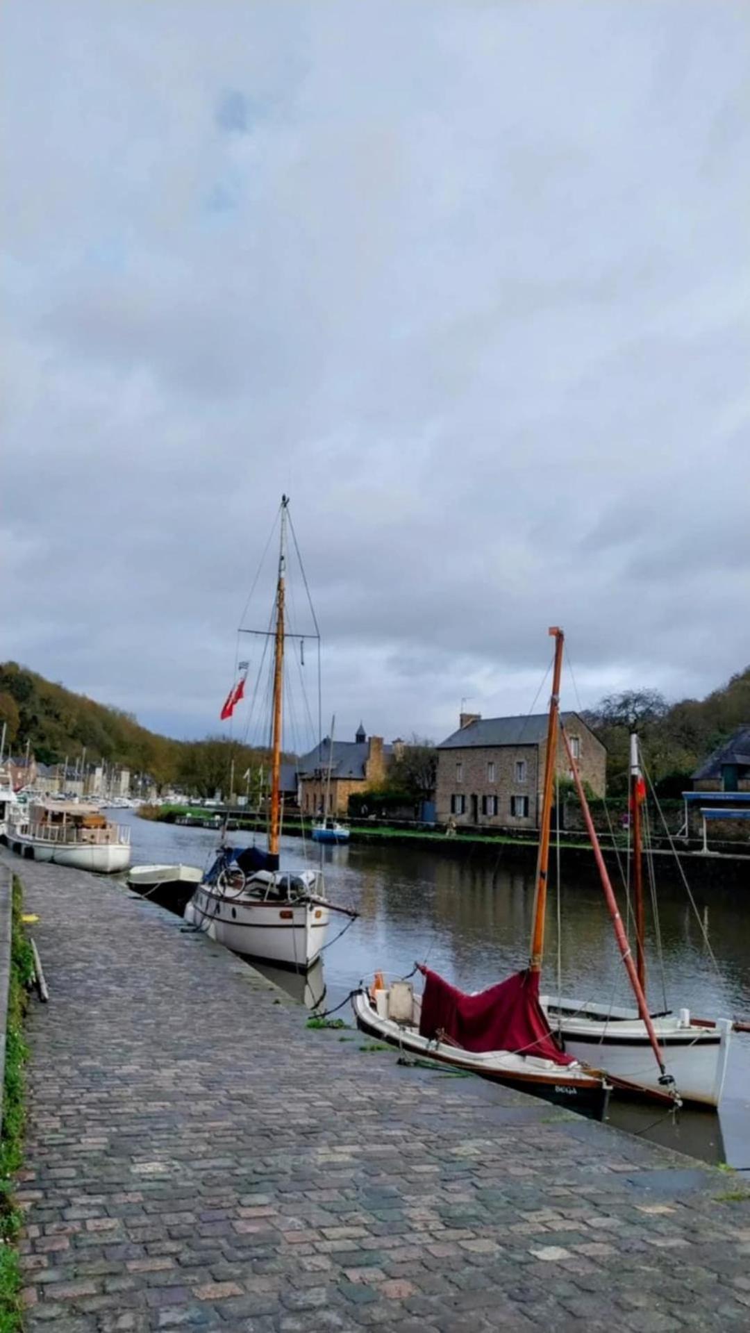 Balade Sur Le Port Lejlighed Dinan Eksteriør billede